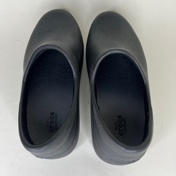 Crocs Shoes Clogs Slip Ons Women Size 8 Slip Resistan Black Rubber - Picture 8 of 13